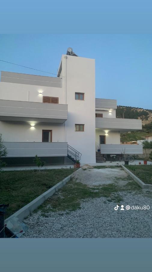 Villa Rreze Dielli Vlorë Exterior foto